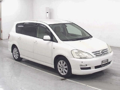 TOYOTA IPSUM