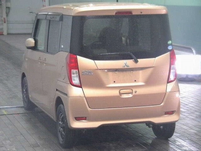 MITSUBISHI EK SPACE