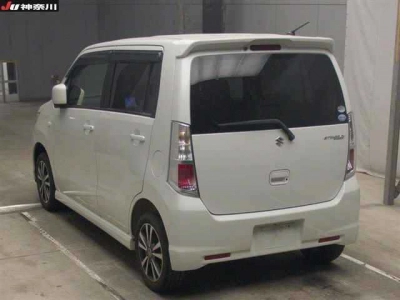 SUZUKI WAGON R STINGRAY