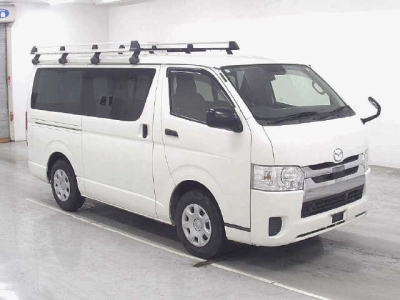 MAZDA BONGO BRAWNY VAN