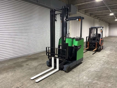 TOYOTA  FORKLIFT 