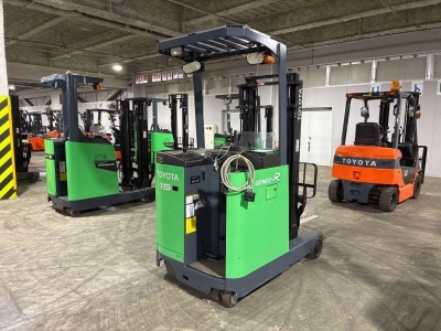 TOYOTA  FORKLIFT 