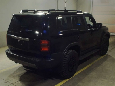 TOYOTA LAND CRUISER 250