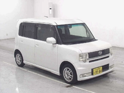 DAIHATSU MOVE CONTE