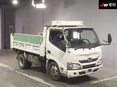 HINO DUTRO TRUCK