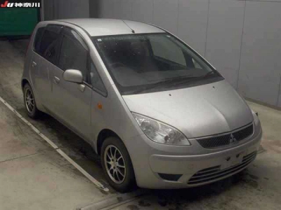 MITSUBISHI COLT