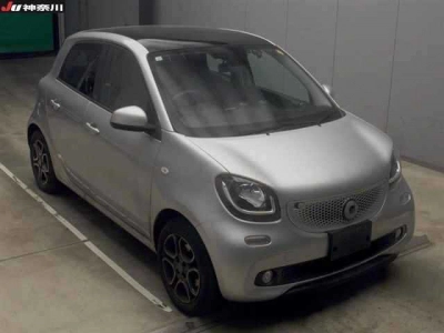 SMART FOURFOUR