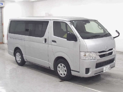 MAZDA BONGO BRAWNY VAN