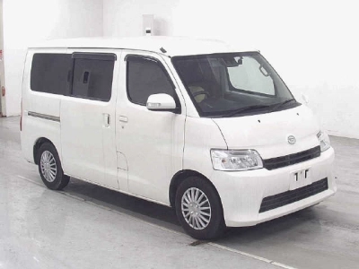 DAIHATSU GRAN MAX