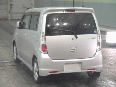 SUZUKI WAGON R STINGRAY