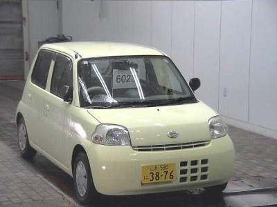 DAIHATSU ESSE
