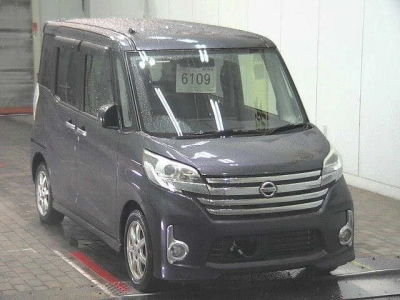 NISSAN DAYZ ROOX