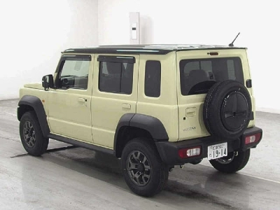 SUZUKI JIMNY NOMADE
