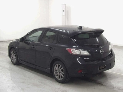 MAZDA AXELA SPORT