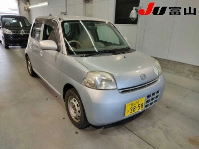 DAIHATSU ESSE