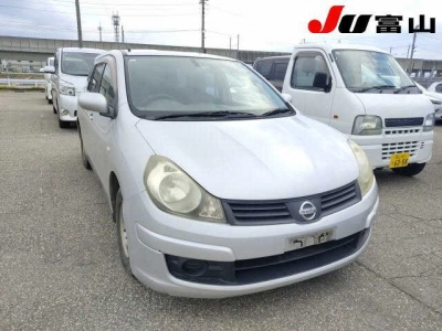 NISSAN AD VAN
