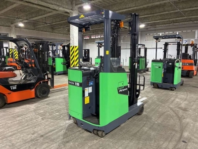 TOYOTA  FORKLIFT 