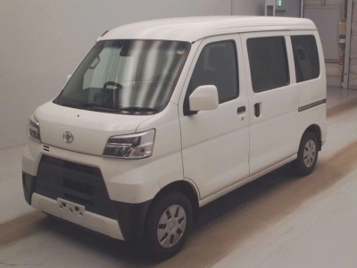 TOYOTA PIXIS VAN