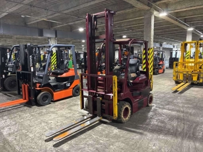 TOYOTA  FORKLIFT 