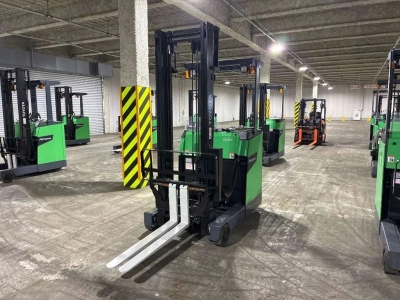 TOYOTA  FORKLIFT 