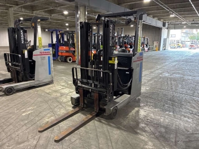 NISSAN  FORKLIFT 