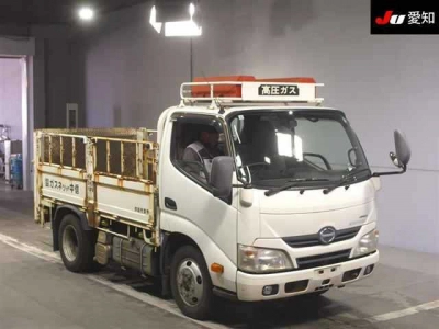 HINO DUTRO TRUCK