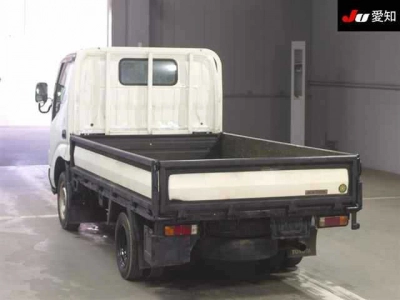 TOYOTA DYNA TRUCK