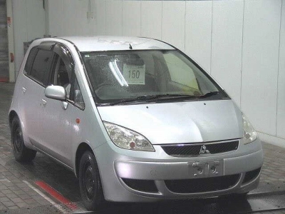 MITSUBISHI COLT