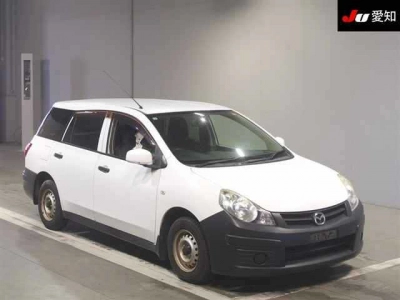 MAZDA FAMILIA VAN