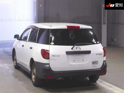 MAZDA FAMILIA VAN