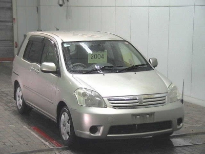 TOYOTA RAUM