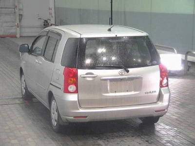 TOYOTA RAUM