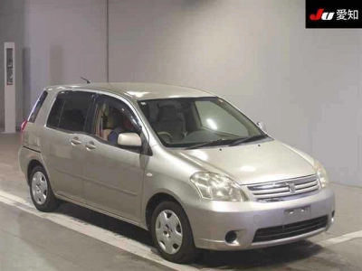 TOYOTA RAUM