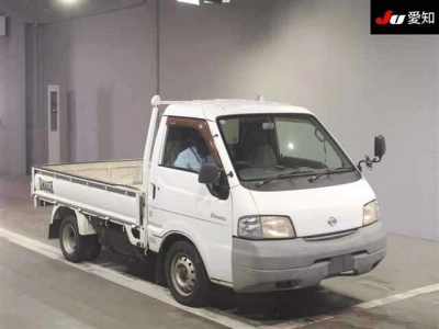NISSAN VANETTE TRUCK