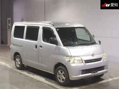 TOYOTA TOWN ACE VAN