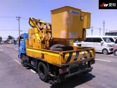 ISUZU ELF