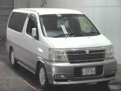 NISSAN ELGRAND