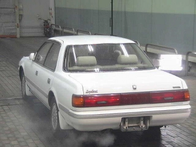 TOYOTA CRESTA