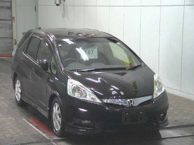 HONDA FIT SHUTTLE