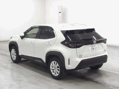 TOYOTA YARIS CROSS