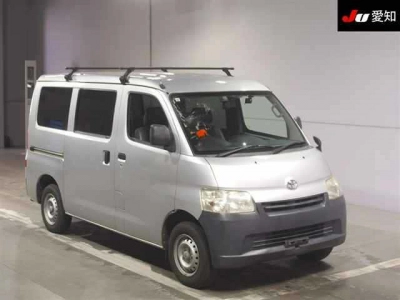 TOYOTA TOWN ACE VAN