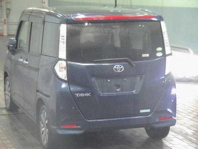 TOYOTA TANK