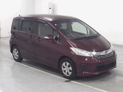 HONDA FREED