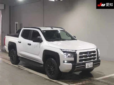 MITSUBISHI TRITON