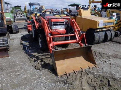 KUBOTA KUBOTA