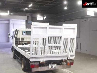 TOYOTA DYNA TRUCK