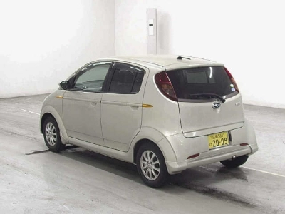 SUBARU R2