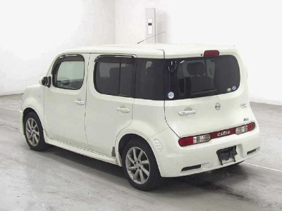 NISSAN CUBE