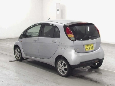 MITSUBISHI I