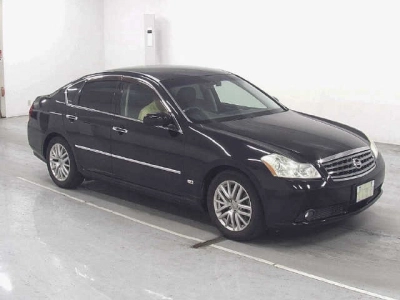 NISSAN FUGA